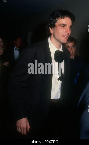 Los Angeles, CA - le 22 janvier : l'acteur Daniel Day-Lewis assiste à la 51e assemblée annuelle Golden Globe Awards le 22 janvier 1994 au Beverly Hilton Hotel à Beverly Hills, Californie. Photo de Barry King/Alamy Stock Photo Banque D'Images