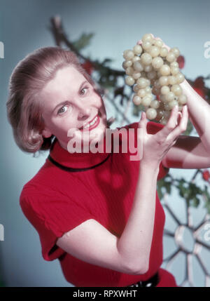 Die österreichische Schauspielerin Johanna Matz, ca. 1957. L'actrice autrichienne Johanna Matz, 1957. Banque D'Images