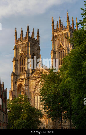 La cathédrale de York (ancienne cathédrale et Metropolitical Eglise de Saint Pierre à New York), ville de York, au Royaume-Uni. Banque D'Images