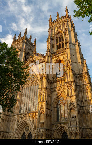 La cathédrale de York (ancienne cathédrale et Metropolitical Eglise de Saint Pierre à New York), ville de York, au Royaume-Uni. Banque D'Images