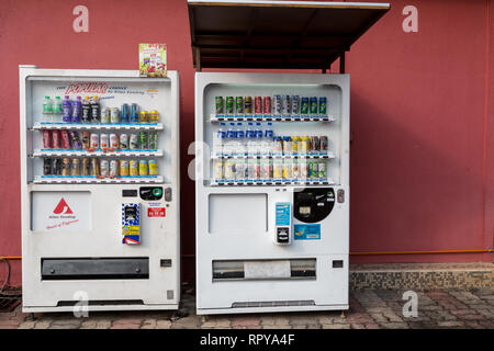 Distributeurs automatiques par le Stadthuys, Melaka, Malaisie. Banque D'Images