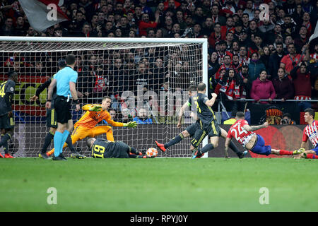 Madrid, Espagne. Feb 20, 2019 Ligue des Champions de football., 2018-2019 L'Atletico Madrid - JUVENTUS 2-0 en photo : GIMENEZ : Crédit Photo Agency indépendante/Alamy Live News Banque D'Images