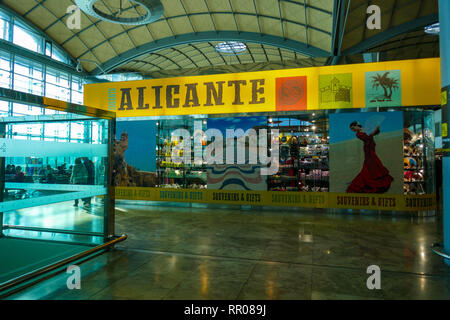 Bienvenue à l'aéroport d'Alicante, Alicante, Valence, Espagne, Europe Provence Banque D'Images