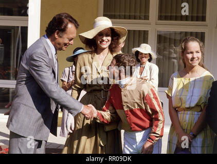 / 1989-1996 Auf Leben und Tod / Hans-Jürgen Tögel BRD 1988 Voir : Auf der Rennbahn KLAUSJÜRGEN WUSSOW werden und BEATRICE KESSLER vom begrüsst Jockey. EM / Überschrift : BRD 1988 / 1989-1996 Banque D'Images