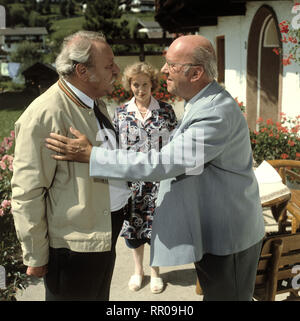 Sauhund WEISSBLAUE GESCHICHTEN / der BRD 1987 / Ulrich GUSTL BAYRHAMMER Stark (Albert Moser), MARIANNE LINDNER (Thea Moser) und TONI BERGER (Berti), in der épisode : 'Der Sauhund'. EM / Überschrift : WEISSBLAUE GESCHICHTEN / BRD 1987 Banque D'Images