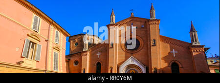 Église San Martino à Bologne horizontale - Emilie Romagne - Italie Banque D'Images