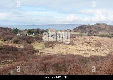 Un petit village à la périphérie de la ville de Mallaig, Lochaber dans, sur la côte ouest des Highlands écossais, Ecosse, Royaume-Uni. Banque D'Images