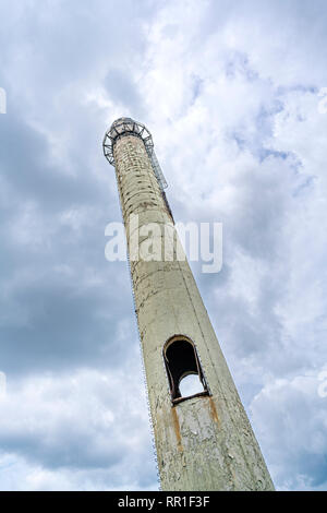 Vieille Tour dans les nuages Banque D'Images