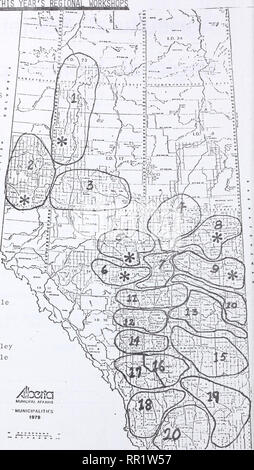 . Bulletin des sociétés agricoles. L'agriculture. Nous avons besoin d'HÔTES POUR CETTE ASPIRE L'ATELIERS VOICI COMMENT LA PROVINCE EST DIVISÉE POUR LES ATELIERS RÉGIONAUX OÙ VOTRE SOCIÉTÉ AGRICOLE ? Jusqu'à présent, nous avons confirmé les hôtes pour les régions suivantes : Région 1 Région 2 - Dixonville - Wembley Région 6 Région 9 - Darwell Kitscoty - Région 5 - riche vallée Région 8 - Bonnyville. AfKAIIlS MUNICIPALITir MUNICIPAL.S 1970. Veuillez noter que ces images sont extraites de la page numérisée des images qui peuvent avoir été retouchées numériquement pour plus de lisibilité - coloration et l'apparition de ces illustrations m Banque D'Images