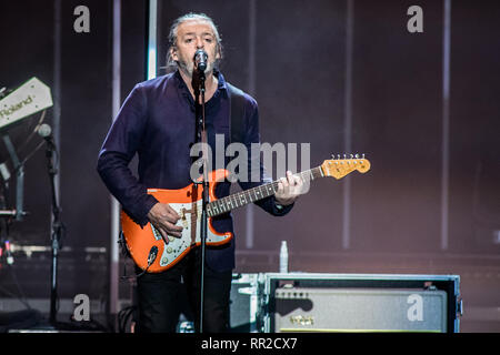 Milan Italie. 23 février 2019. Le groupe de rock pop anglais Tears for Fears effectue sur scène à Mediolanum Forum au cours de la 'règle du World Tour 2019". Credit : Rodolfo Sassano/Alamy Live News Banque D'Images