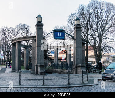 Berlin Wilmersdorf, Heidelberger Platz U-Bahn U3 de la station de métro conçue par l'architecte Willy Leitgebel Banque D'Images