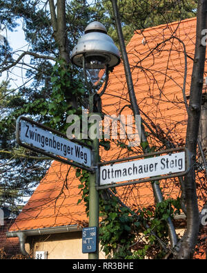 Ötzermühlerweg 3 Krumme Lanke, Berlin. Règlement logement construit par la coopérative d'habitation Gagfah pour la SS en 1937-40 sur les plans de Hans Gerlach. L'esta Banque D'Images