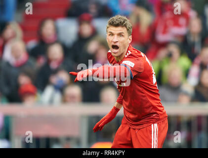 Munich, Allemagne. 23 Février, 2019. Thomas Mueller, MÜLLER, FCB 25 gesticuler, donner des instructions, action, seule image, le geste, un mouvement de la main, en soulignant, d'interpréter, de mimik, FC BAYERN MUNICH - Hertha BSC Berlin 1-0 - DFL RÈGLEMENT INTERDIT TOUTE UTILISATION DES PHOTOGRAPHIES comme des séquences d'images et/ou quasi-vidéo - 1.ligue de soccer allemand , Munich, le 23 février 2019, journée 24 saison 2018/2019, FCB, München, © Peter Schatz / Alamy Live News Banque D'Images