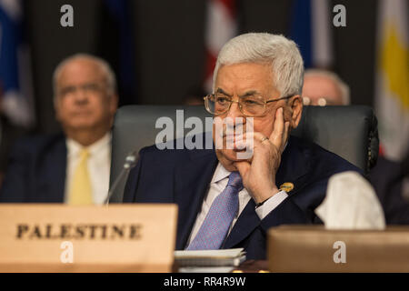 Charm el-Cheikh, en Egypte. Feb 24, 2019. Le président palestinien Mahmud Abbas assiste à la première session plénière de l'Union européenne (UE) et la Ligue des États arabes (LEA) au sommet de Charm el-Cheikh convention center. Credit : Oliver Weiken/dpa/Alamy Live News Banque D'Images