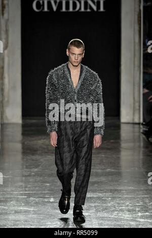 Milan, Italie. Feb 23, 2019. 2020. Cividini Fashion Show de la photo : Crédit photo : modèle indépendant Agence/Alamy Live News Banque D'Images