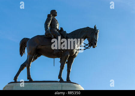 Statue de Henri d'Orléans, duc d'Aumale (1822-1897) par Jean-Léon Gérôme à Chantilly, Oise, France Banque D'Images