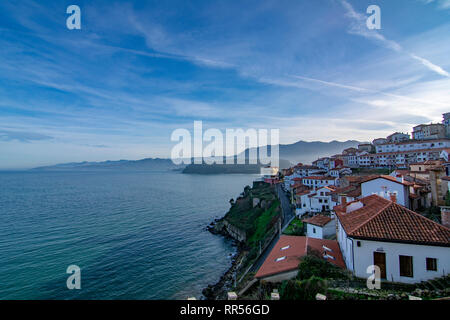 Lastres, Asturias, Espagne ; Janvier 2016 : Avis de Lastres, l'un des plus beaux villages de la côte cantabrique Banque D'Images