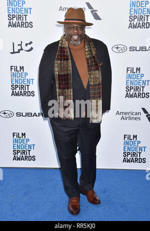 SANTA MONICA, CA - 23 février : Cedric the Entertainer assiste au Film Independent Spirit Awards 2019 sur la plage le 23 février 2019 à Santa Moni Banque D'Images