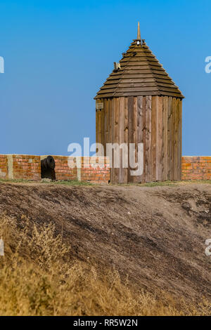 Fortifications et des canons sur les remparts de la forteresse d'Azov fondé par les Turcs de l'Empire Ottoman en 1475 dans le sud de la Russie Banque D'Images