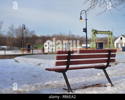 Phoenix, New York, USA. 23 février, 2019. La rivière Oswego et Oswego Canal dans la petite ville de Phoenix, New York a un joli matin d'hiver Banque D'Images