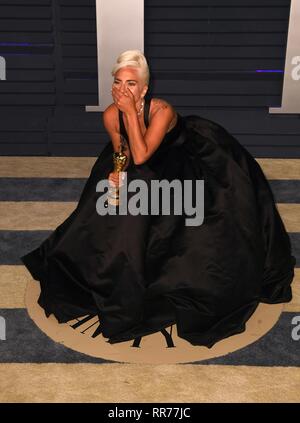 Los Angeles, USA. Feb 24, 2019. Los Angeles, USA. Feb 25, 2019. LOS ANGELES, CA - le 24 février : Lady Gaga à la Vanity Fair Oscar Party le 24 février 2019 à Los Angeles, Californie. Credit : Imagespace/Alamy Live News Banque D'Images