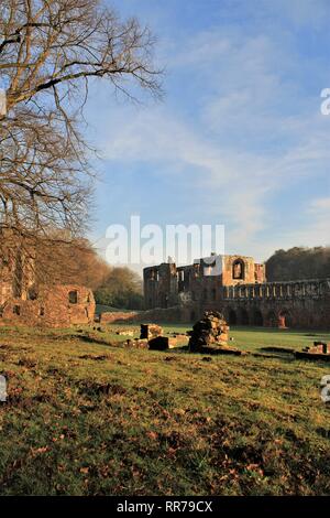 , Cumbria (Royaume-Uni). Feb 25, 2019. Météo britannique. Soleil de l''Abbaye de Furness Cumbria. C.Crédit Hall/Alamy Live News. Banque D'Images