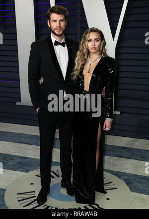 BEVERLY HILLS, LOS ANGELES, CA, USA - 24 février : Liam Hemsworth et Miley Cyrus épouse arriver au 2019 Vanity Fair Oscar Party organisée à l'Annenberg Center for the Performing Arts le 24 février 2019 à Beverly Hills, Los Angeles, Californie, États-Unis. (Photo par Xavier Collin/Image Press Office) Banque D'Images