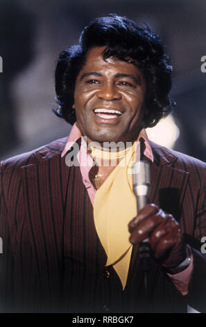 JAMES BROWN, The Godfather of Soul (né le 3 mai 1933 que James Joseph Brown, Jr., Barnwell, Caroline du Sud, est mort le 25 décembre 2006 à Atlanta), US-musicien, chanteur, chef de groupe, Portrait des années 80. / Überschrift : JAMES BROWN Banque D'Images