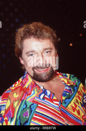 Die Tortenshow Hella von Sinnen mit und Hugo Egon Balder. Heute zu Gast : / JÜRGEN VON DER LIPPE , DFASRTLALL / 28 / Überschrift : ALLES ODER NICHTS ? Banque D'Images