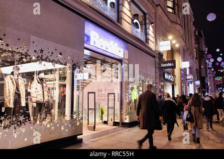 Bershka magasin sur Oxford Street, London, England, UK Banque D'Images