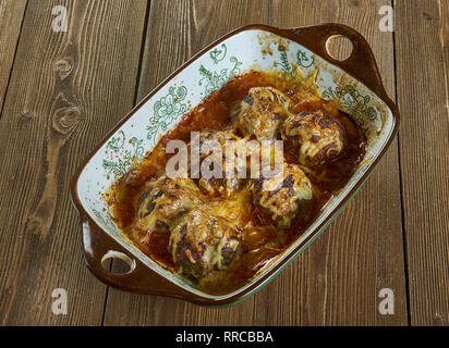 Meatball Sub cocotte, super facile cocotte qui goûte comme un meatball sub mais en cocotte. Banque D'Images