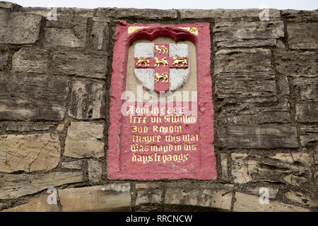 L'inscription sur la barre de Fishergate à York, en Angleterre. La porte faisait partie des défenses de la ville au Moyen Âge. Banque D'Images