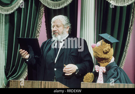 Muppets Show Peter Ustinov / Überschrift : Muppets Show Banque D'Images