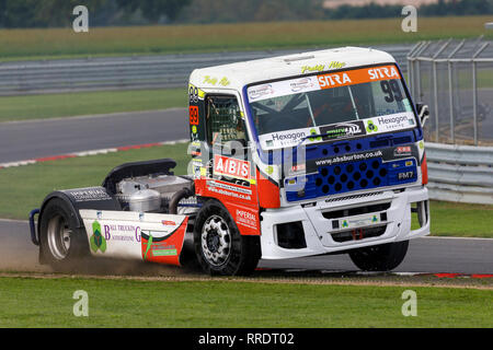 McCumisky Paul dans la Volvo FM12, Division 2, Championnat de courses de camions 2018 réunion à Snetterton, Norfolk, Royaume-Uni. Banque D'Images