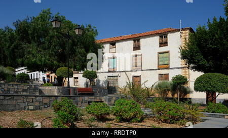 Grande maison à l'abandon avec un charme local dans le centre historique de Vilaflor de Chasna, le plus haut village de Tenerife Banque D'Images