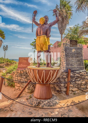Gorée, Sénégal- 2 février 2019 : l'esclavage du Monument de la liberté à la Maison des Esclaves,Memorial l'île de Gorée. Dakar, Sénégal. L'Afrique. Banque D'Images