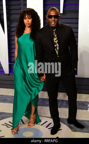 Dhowre Sabrina et Idris Elba participant à la Vanity Fair Oscar Party organisée à l'Annenberg Center for the Performing Arts à Beverly Hills, Los Angeles, Californie, USA. Banque D'Images