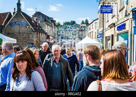 Marché du dimanche à Frome Market Place prises à Frome, Somerset, Royaume-Uni le 6 septembre 2015 Banque D'Images