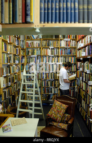 Tourisme culturel : la librairie de Wigtown, petit village de Dumfries et Galloway, connue sous le nom de National Scotland Book Town, Royaume-Uni Banque D'Images