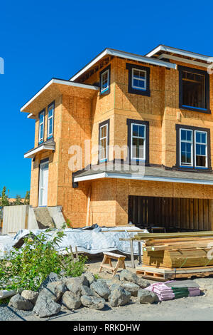 Tout nouveau bâtiment en construction maisons aux beaux jours au Canada. Banque D'Images