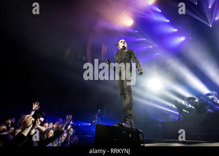 Norvège, Oslo - le 21 février 2019. Le groupe de doom metal suédois Ghost effectue un concert live à Oslo Spektrum d'Oslo. Ici le chanteur Tobias Forge alias Cardinal Copia est vu sur scène. (Photo crédit : Gonzales Photo - Terje Dokken). Banque D'Images