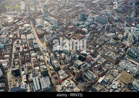 Une vue aérienne du centre-ville de Manchester, printemps 2018, North West England, UK Banque D'Images