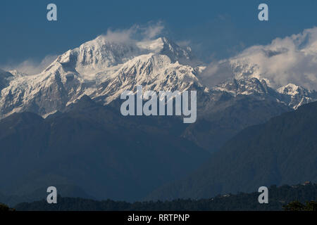 Vue du Kangchenjunga, grande chaîne de l'Himalaya, le Sikkim, Inde Banque D'Images