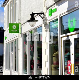 Magasin de charité Oxfam/,Keswick Cumbria,Angleterre,,UK Banque D'Images