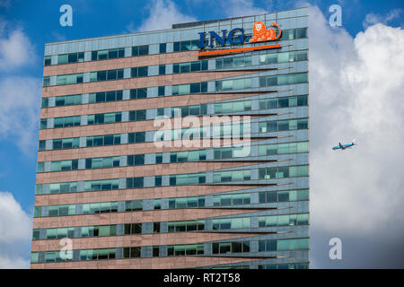 Amsterdam, Pays-Bas. Le 27 juin 2015. Logo de la Banque ING à l'entrée de la construction Banque D'Images