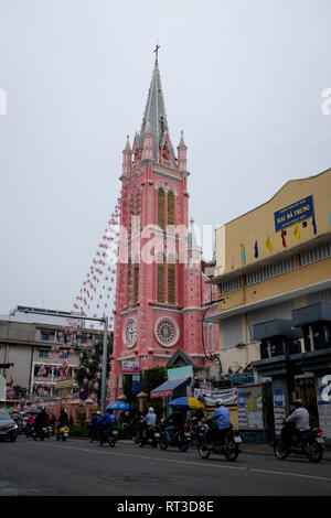 La célèbre église rose au centre ville Banque D'Images