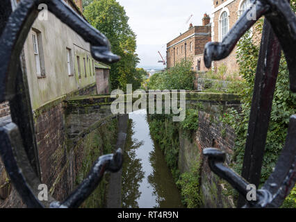 Le Pont des Soupirs, crossing over Canal Chester de Northgate prison pour une chapelle dans le Bluecoat School à Chester, England, UK Banque D'Images