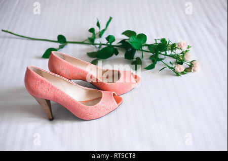 Mariage mariée détails - chaussures de mariage comme un backgrond Banque D'Images