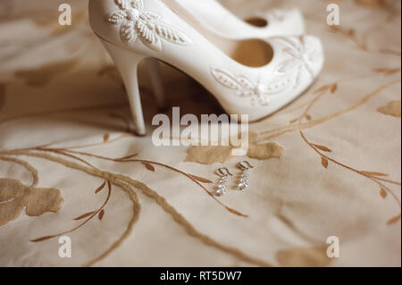 Mariage mariée détails - chaussures de mariage comme un backgrond Banque D'Images