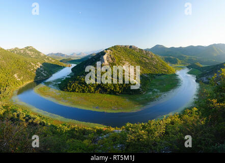 Le Monténégro, boucle de la rivière vu de Crnojevic Pavlova Strana Lookout Banque D'Images